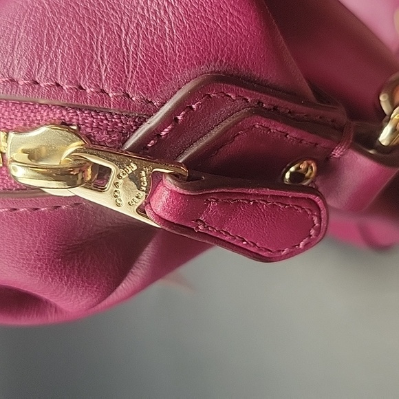 Coach Colette Leather Shoulder/Handbag, Fuchsia color, Soft Smooth Leather, NWT - Picture 8 of 10